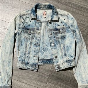 Acid Wash Distressed Jean Jacket